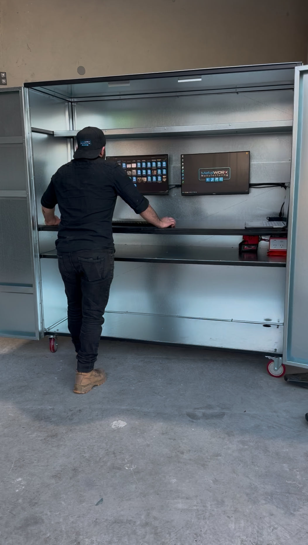 FIELDBASE 1800 - Mobile Site Office Tool Box